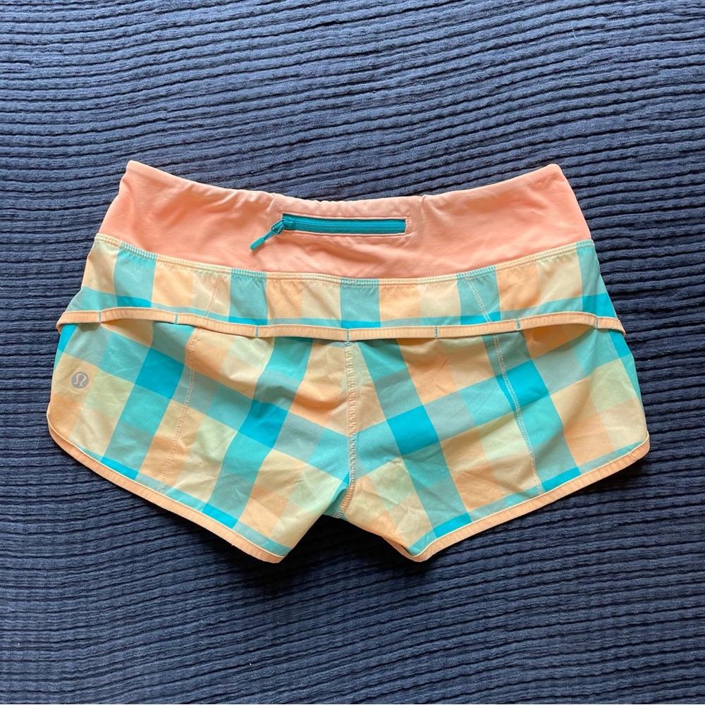 Lululemon Speed Short Tangerine Savage Green Plaid Wet Warm Dry 4